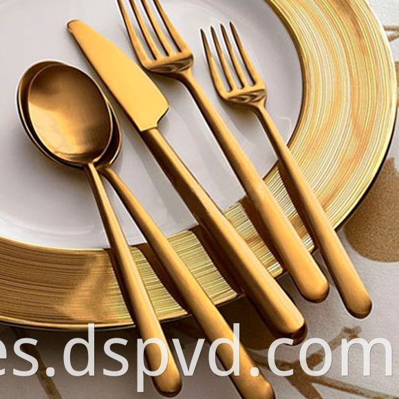 Tableware with gold color